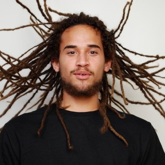 Keznamdi - Love Mi Nuff Lyrics and Video