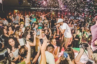 DeeWunn Continues Rockin' Germany