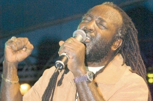 Freddie McGregor's Album 'Di Captain' debuts at #8 on Billboard chart